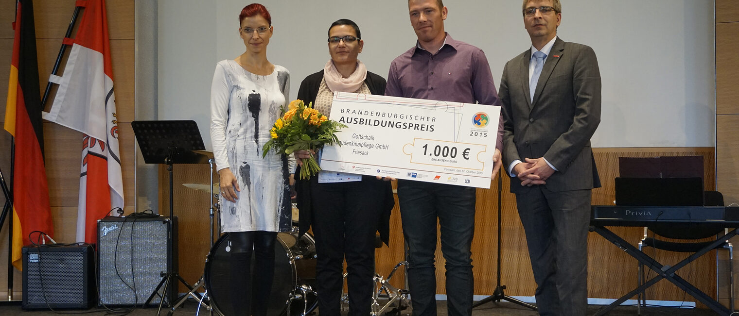 11. Ausbildungspreis des Landes Brandenburg in der Staatskanzlei in Potsdam verliehen. Die Gottschalk Baudenkmalpflege GmbH aus Friesack ist einer der Preisträger.