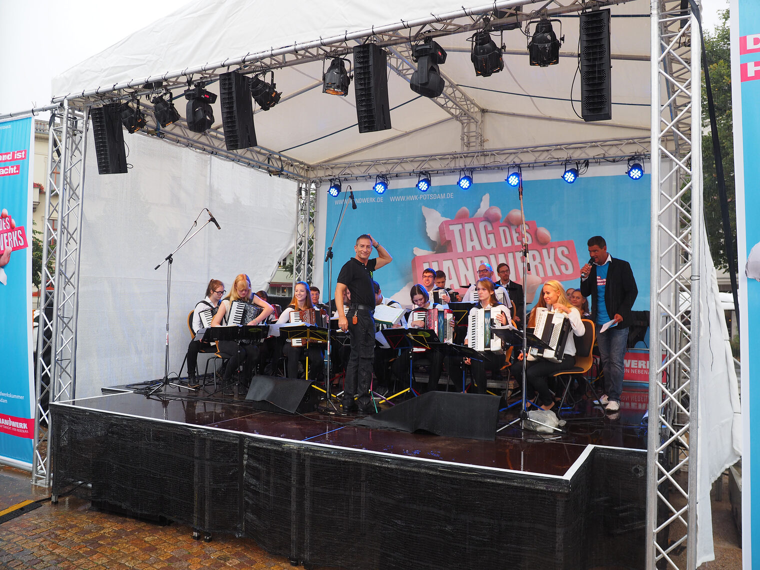 Impressionen vom "Tag des Handwerks" am 17. September 2016 in Potsdam auf dem Luisenplatz Impressionen vom "Tag des Handwerks" am 17. September 2016 in Potsdam auf dem Luisenplatz
