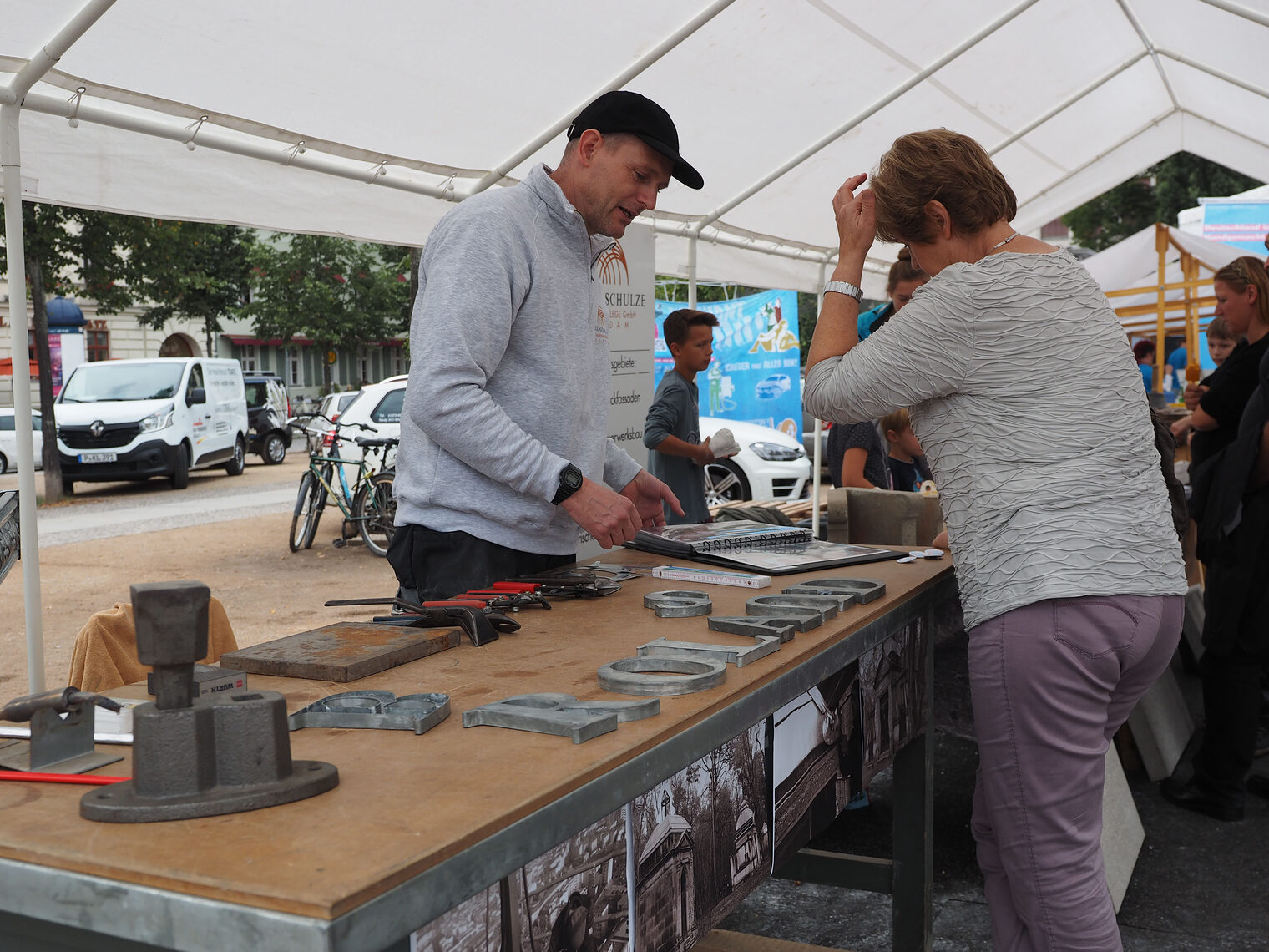 Impressionen vom "Tag des Handwerks" am 17. September 2016 in Potsdam auf dem Luisenplatz