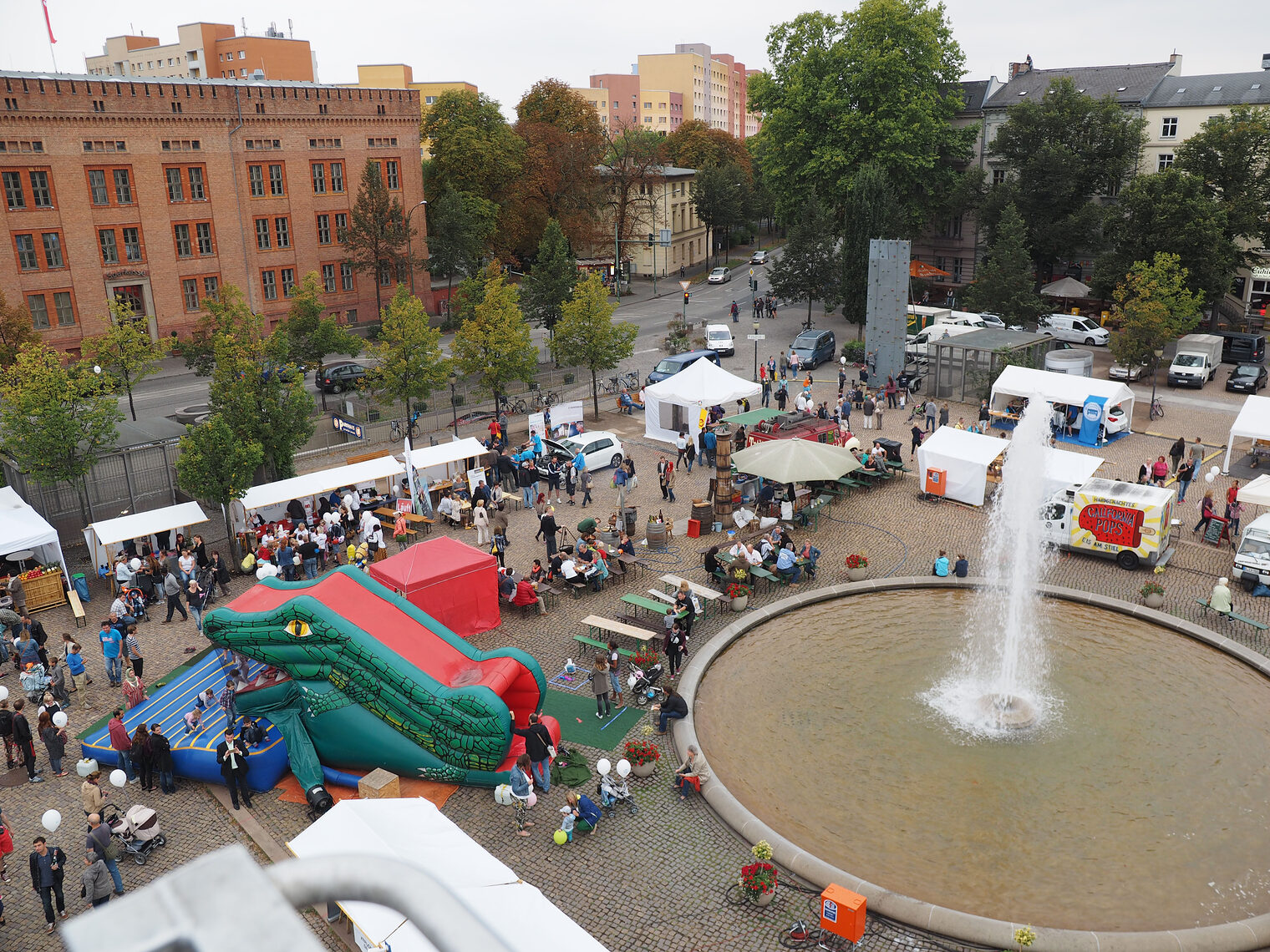 Impressionen vom "Tag des Handwerks" am 17. September 2016 in Potsdam auf dem Luisenplatz