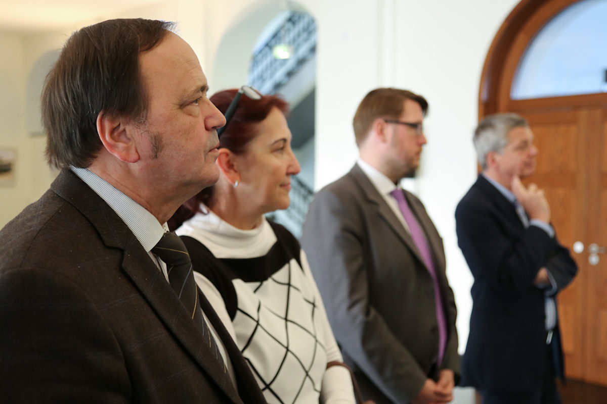 "Handwerk zwischen Tradition und Innovation" Ausstellung der Handwerkskammer Potsdam mit Werken des Potsdamer Fotografen Michael Lüder ¿Handwerk zwischen Tradition und Innovation" Ausstellung der Handwerkskammer Potsdam mit Werken des Potsdamer Fotografen Michael Lüder