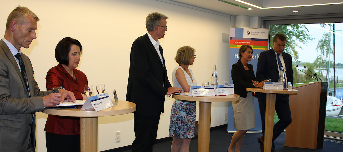 Podiumsdisskussion zur Europawahl 2014 Podiumsdisskussion zur Europawahl 2014
