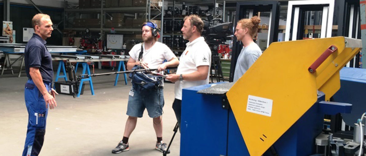 Videodreh in der Metallbau Windeck GmbH für "Berufe TV" der Bundesagentur für Arbeit Videodreh in der Metallbau Windeck GmbH für "Berufe TV" der Bundesagentur für Arbeit