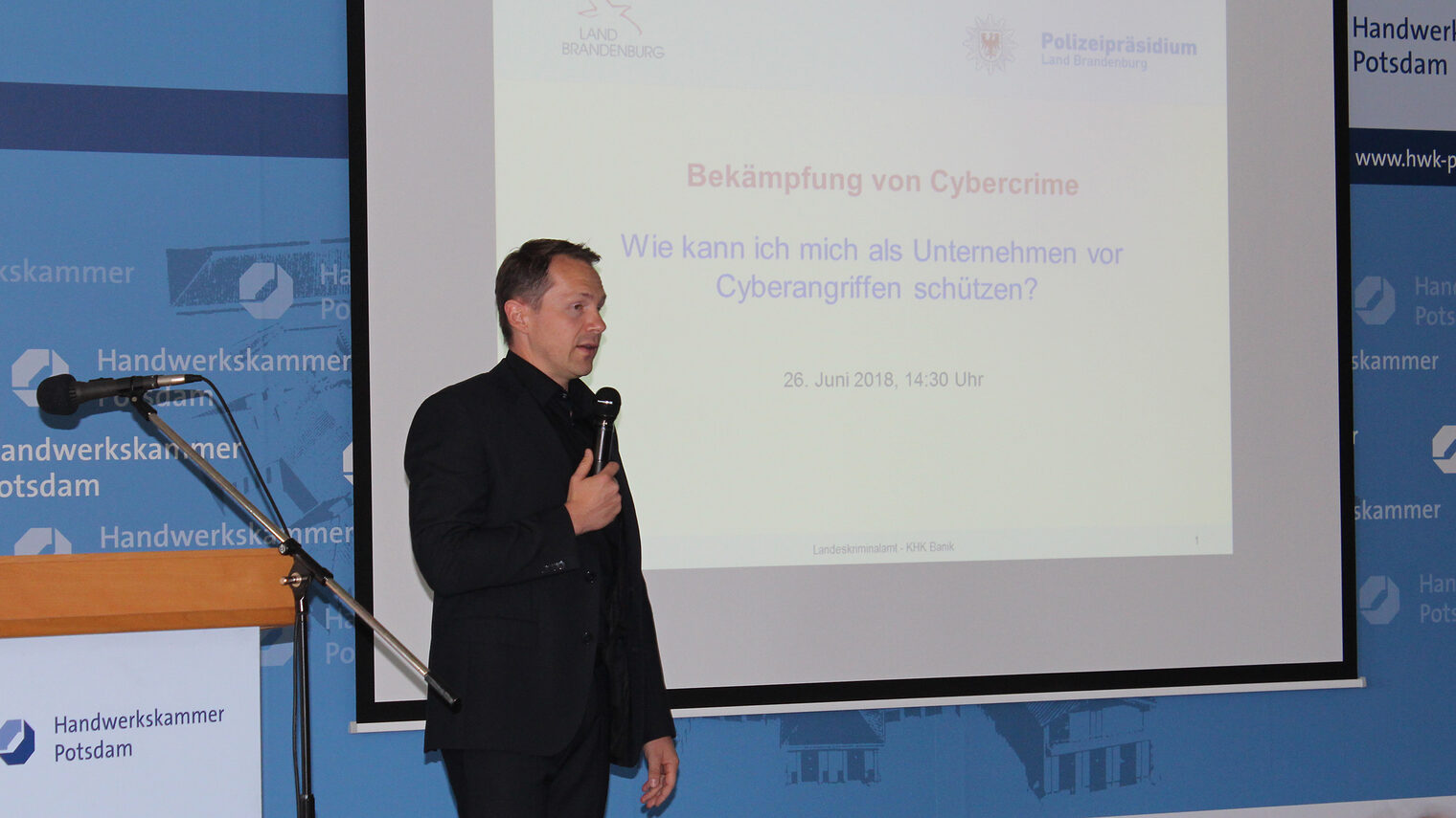 Marko Banik, Kriminalkommissar beim Landeskriminalamt Brandenburg und Leiter der Zentralen Ansprechstelle Cybercrime (ZAC)