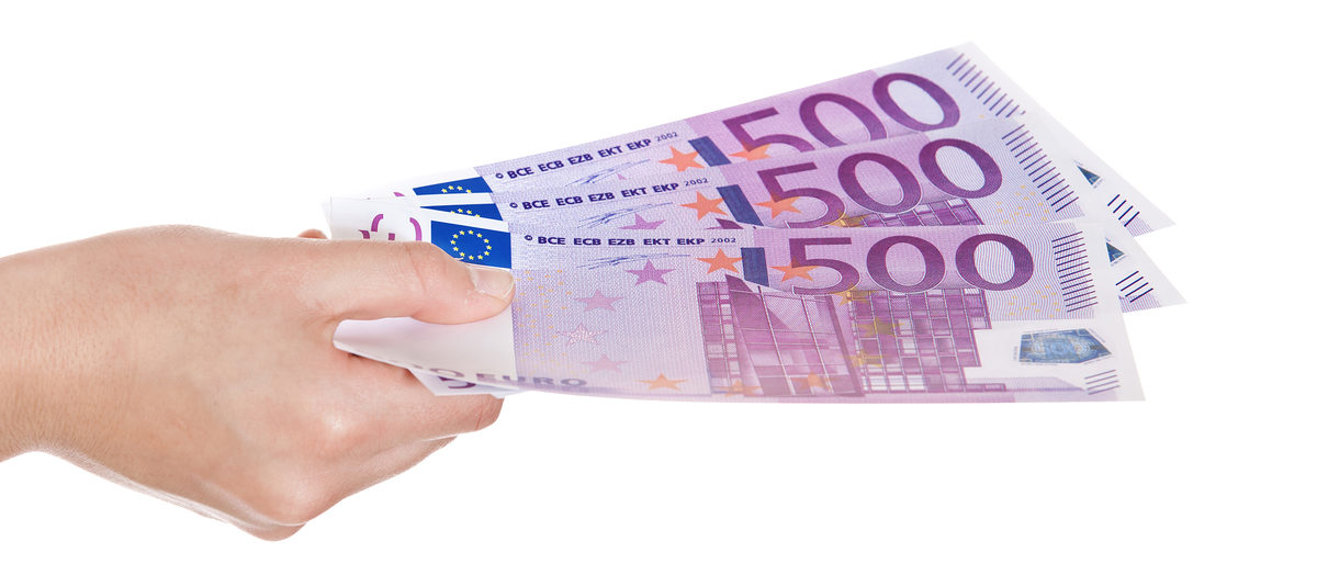 1500 euro, 1500, geldpreis, jackpot, geldgewinn, preis, gewinn, rendite, euro, geld, geld verdienen, geld sparen, bonus, prämie, finanzen, finanzplanung, taschengeld, geld überreichen, freisteller, freigestellt, weißer hintergrund