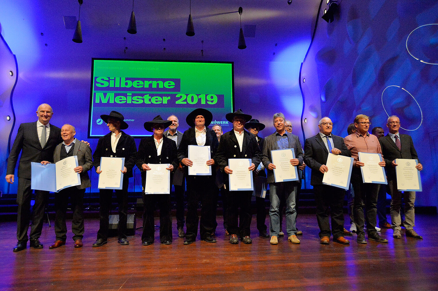 Silbermeister 2019 Gruppe 6 Maurer, Zimmerer und Metallmeister
