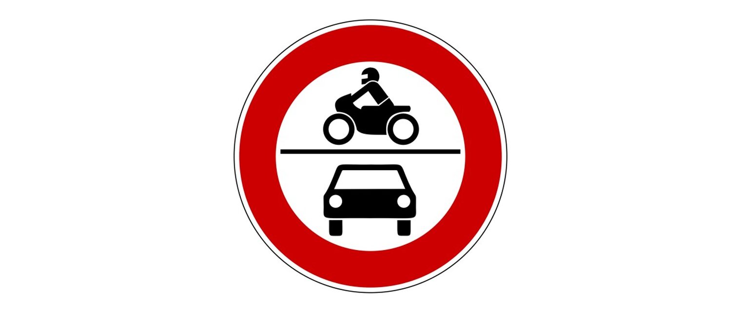 Verkehrsschild Durchfahrt verboten_web